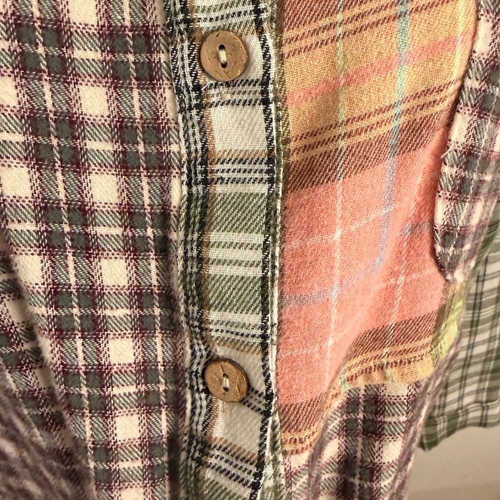 Easel Los Angeles Patchwork Plaid Multicolor Over… - image 4